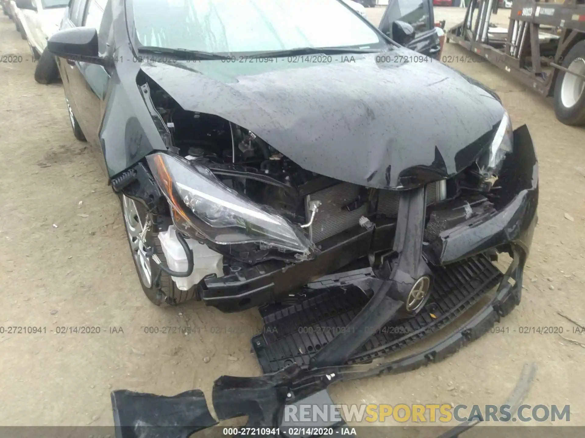 6 Photograph of a damaged car 2T1BURHE6KC210077 TOYOTA COROLLA 2019