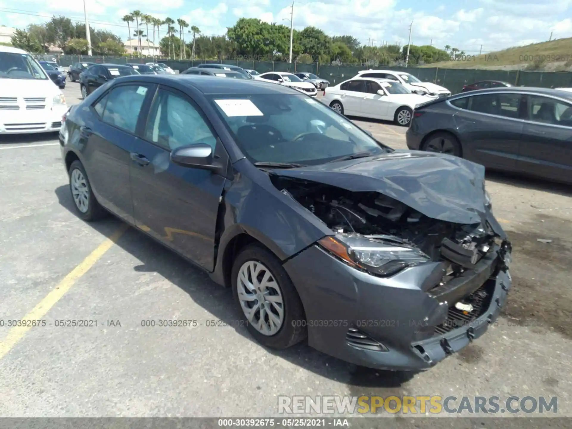 1 Photograph of a damaged car 2T1BURHE6KC210094 TOYOTA COROLLA 2019