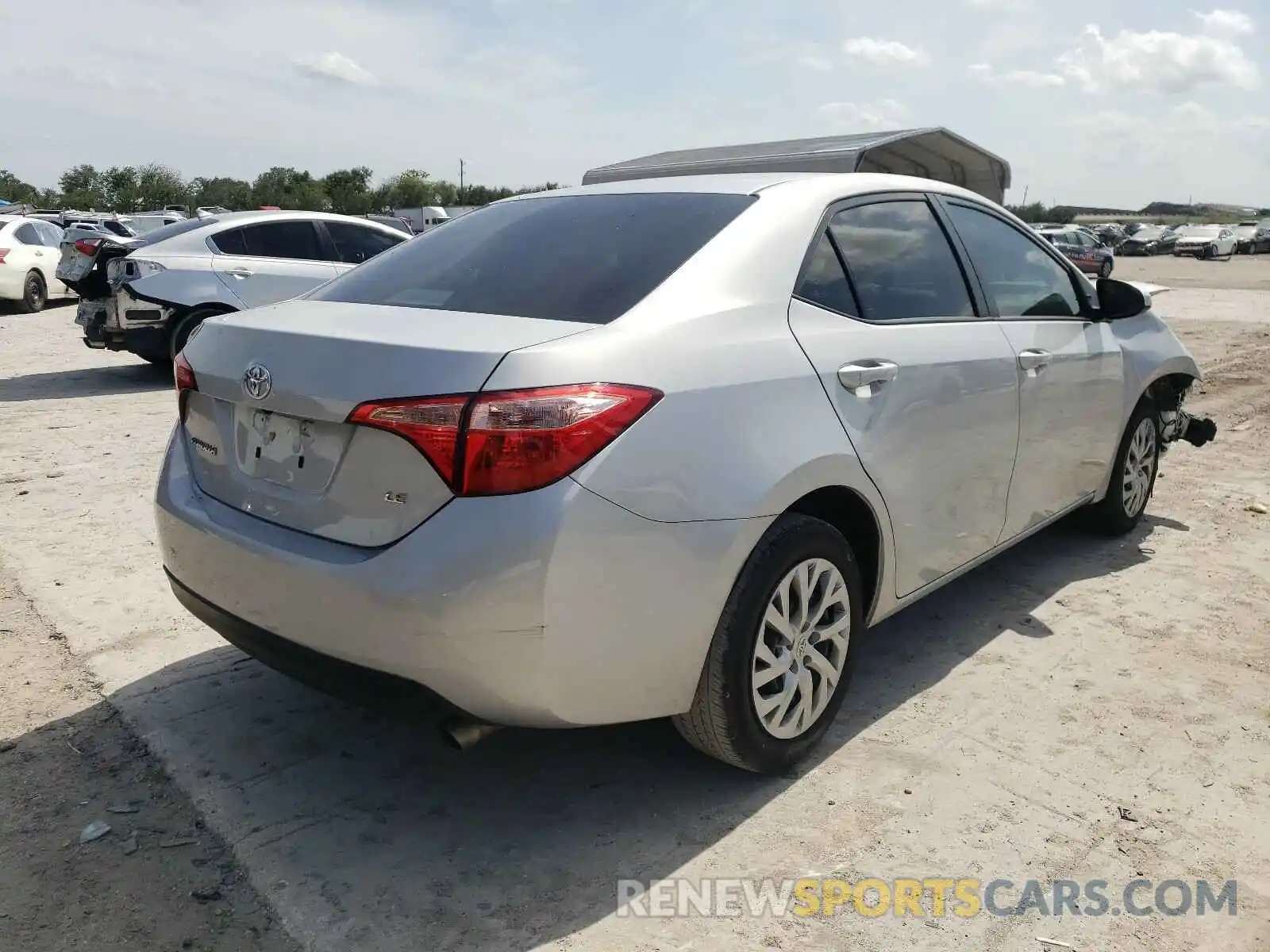 4 Photograph of a damaged car 2T1BURHE6KC210774 TOYOTA COROLLA 2019