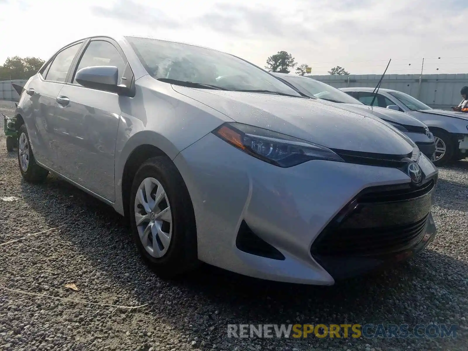 1 Photograph of a damaged car 2T1BURHE6KC211472 TOYOTA COROLLA 2019