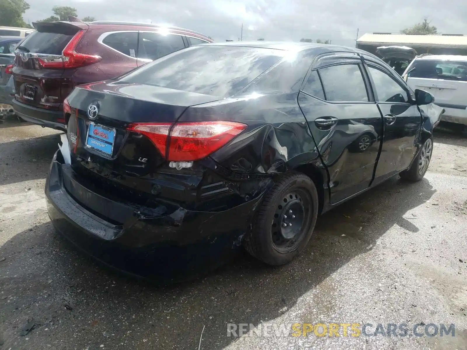 4 Photograph of a damaged car 2T1BURHE6KC211553 TOYOTA COROLLA 2019