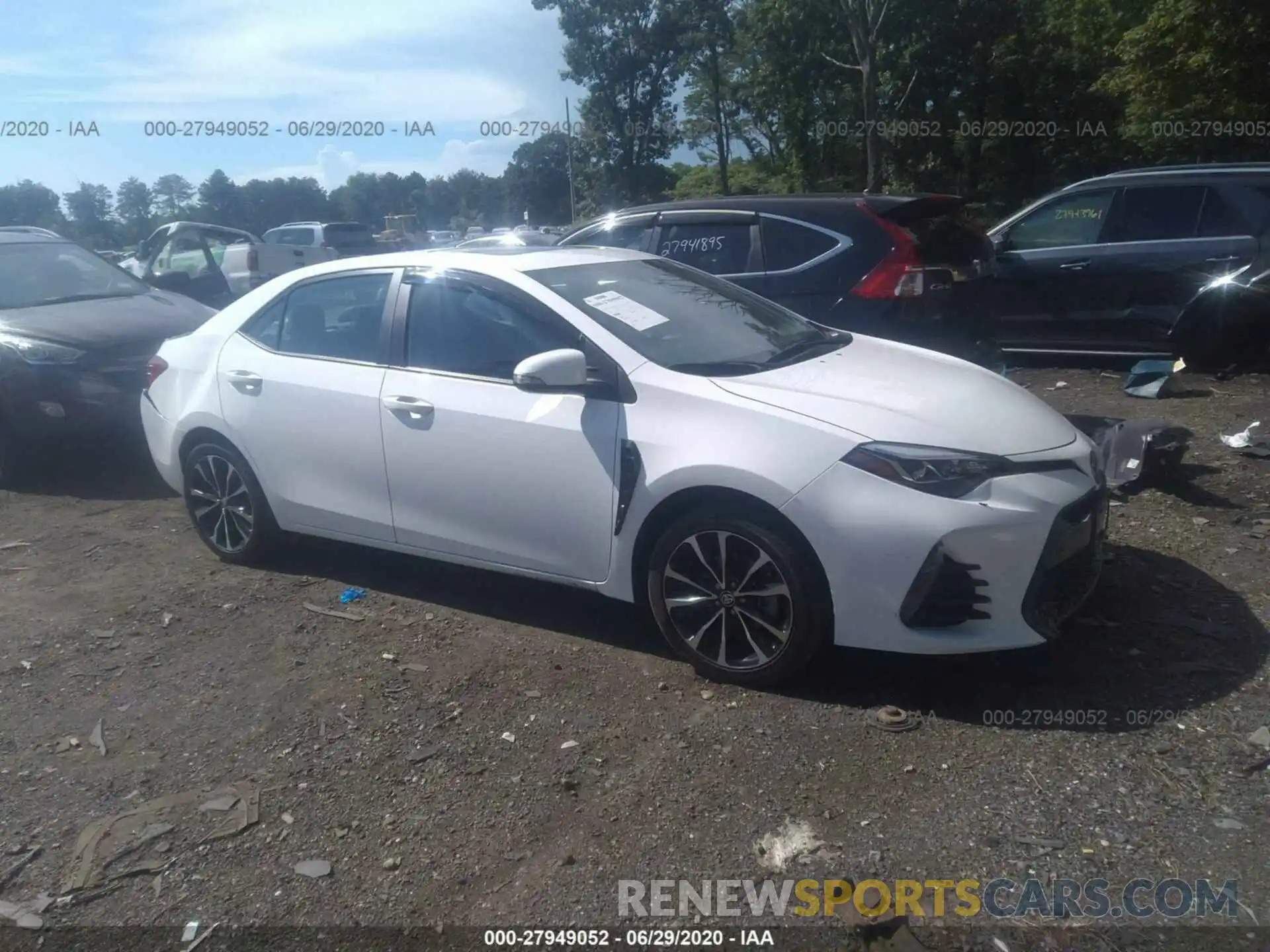 1 Photograph of a damaged car 2T1BURHE6KC212024 TOYOTA COROLLA 2019