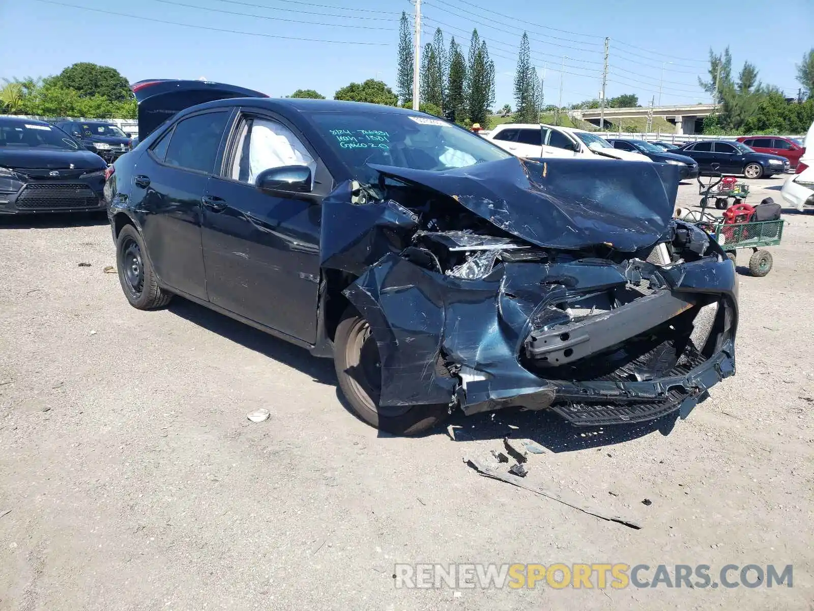 1 Photograph of a damaged car 2T1BURHE6KC212296 TOYOTA COROLLA 2019