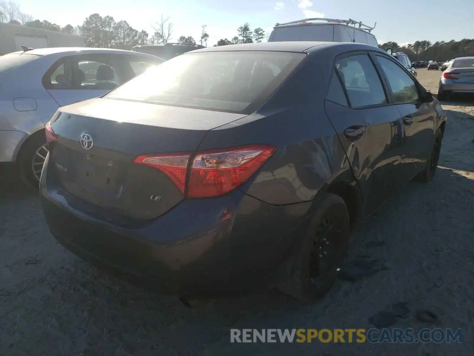 4 Photograph of a damaged car 2T1BURHE6KC212332 TOYOTA COROLLA 2019