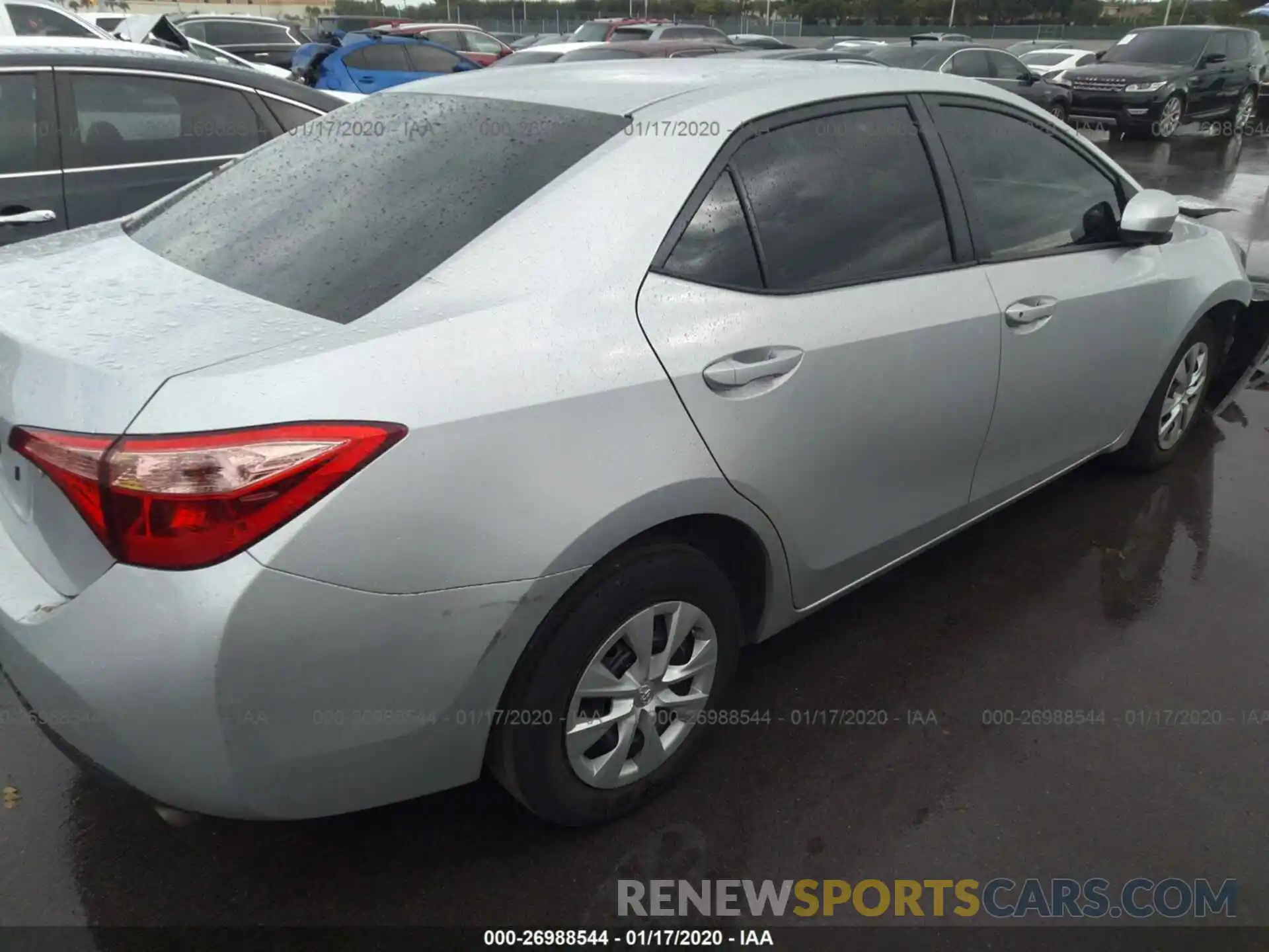 4 Photograph of a damaged car 2T1BURHE6KC212671 TOYOTA COROLLA 2019