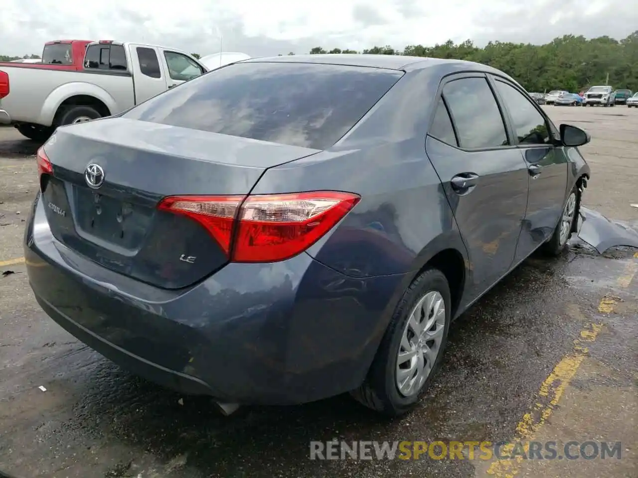 4 Photograph of a damaged car 2T1BURHE6KC212802 TOYOTA COROLLA 2019