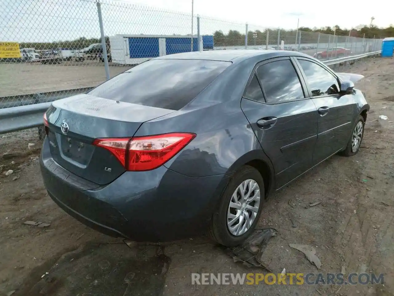 4 Photograph of a damaged car 2T1BURHE6KC213397 TOYOTA COROLLA 2019