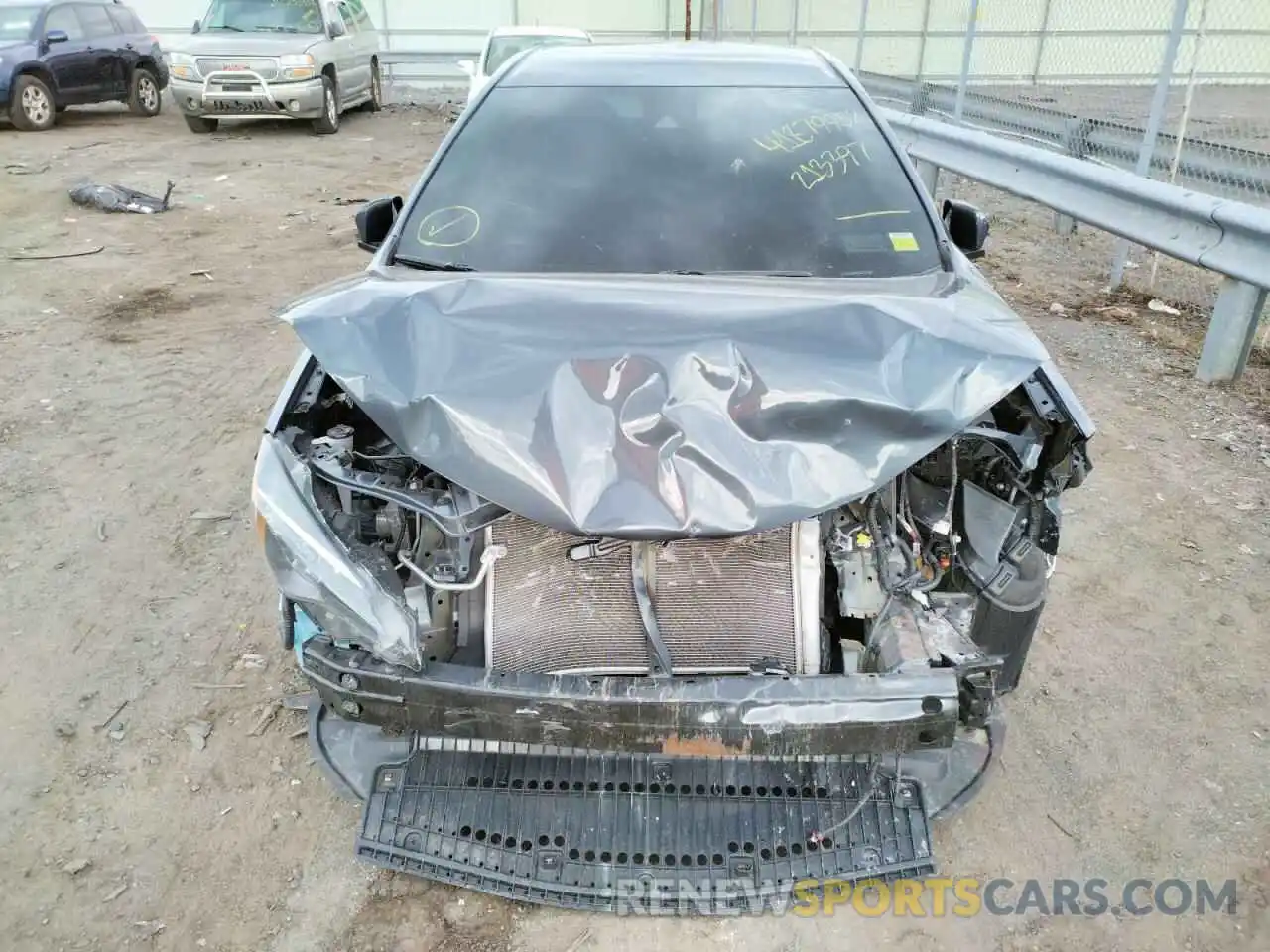 9 Photograph of a damaged car 2T1BURHE6KC213397 TOYOTA COROLLA 2019