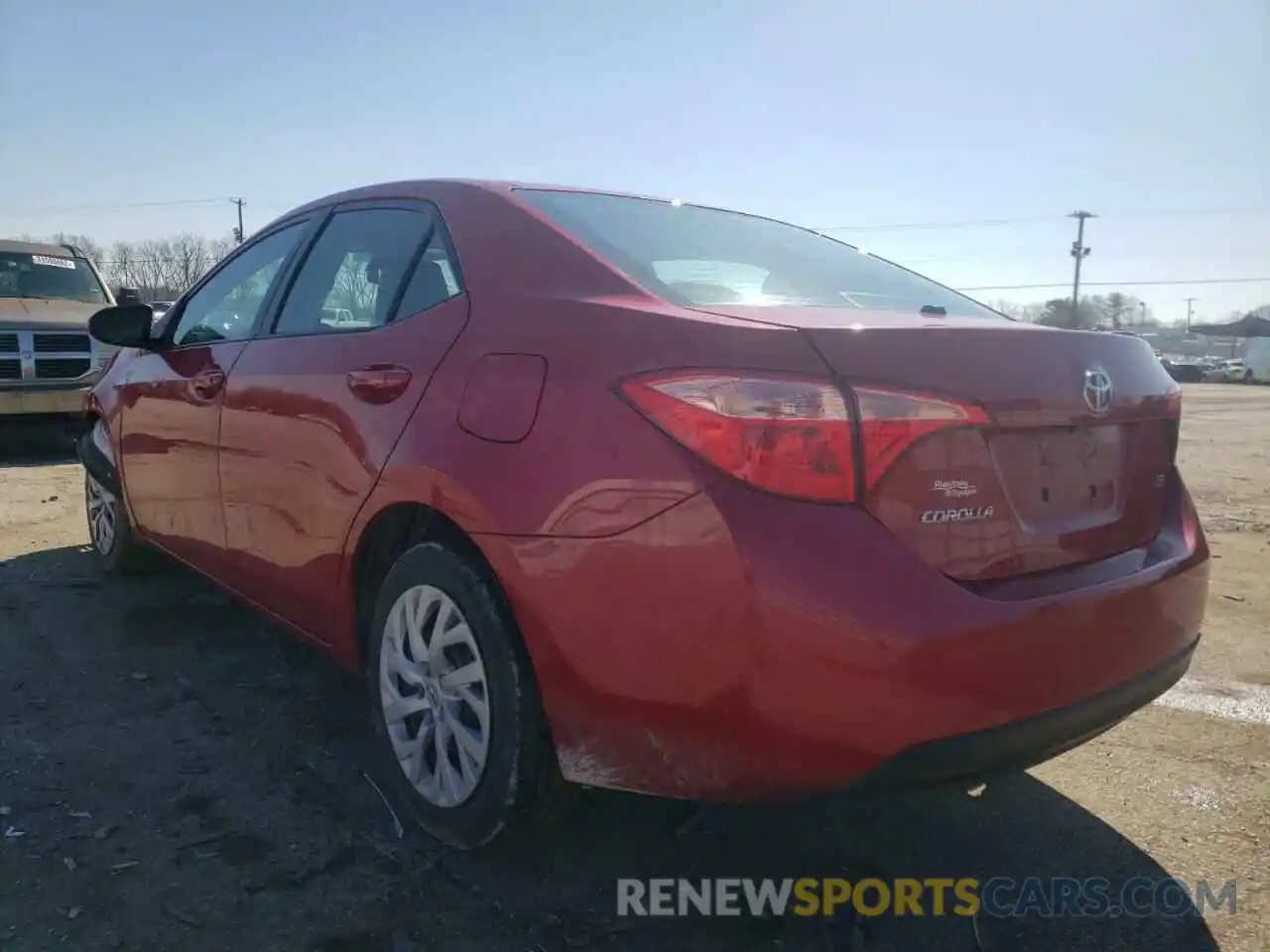 3 Photograph of a damaged car 2T1BURHE6KC213562 TOYOTA COROLLA 2019