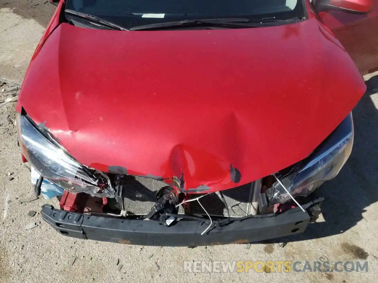 7 Photograph of a damaged car 2T1BURHE6KC213562 TOYOTA COROLLA 2019