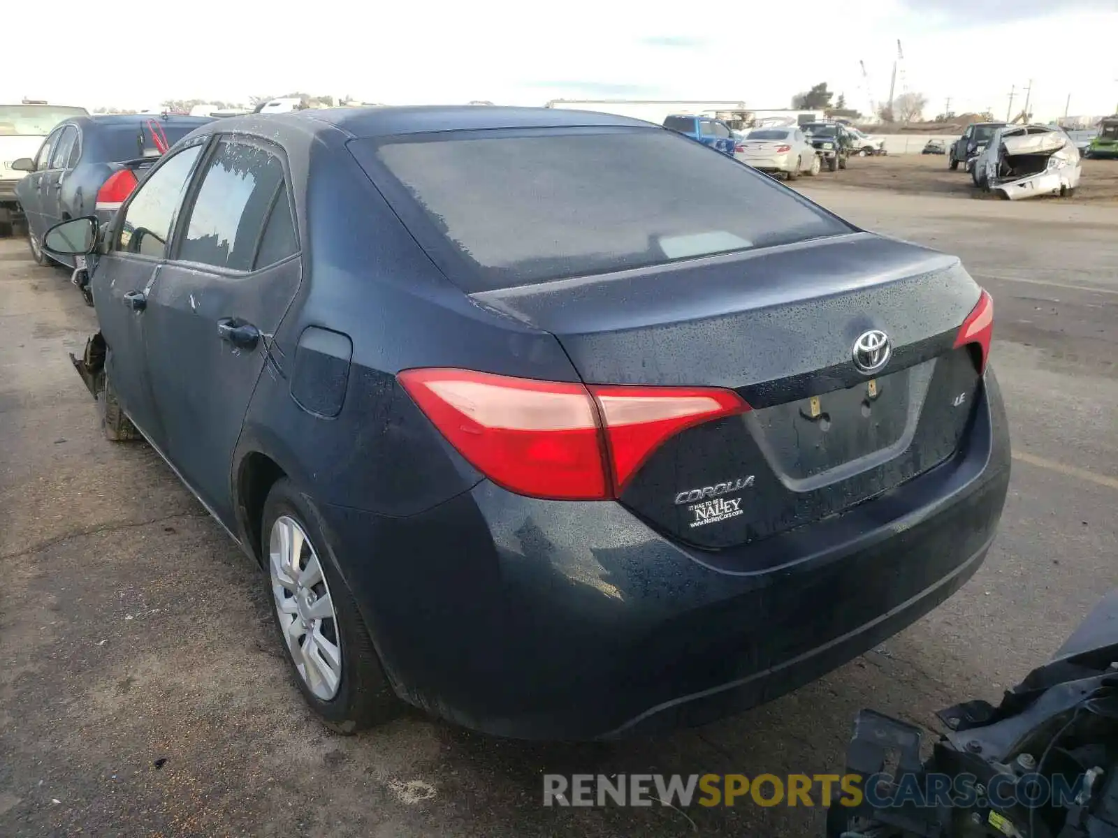 3 Photograph of a damaged car 2T1BURHE6KC214100 TOYOTA COROLLA 2019