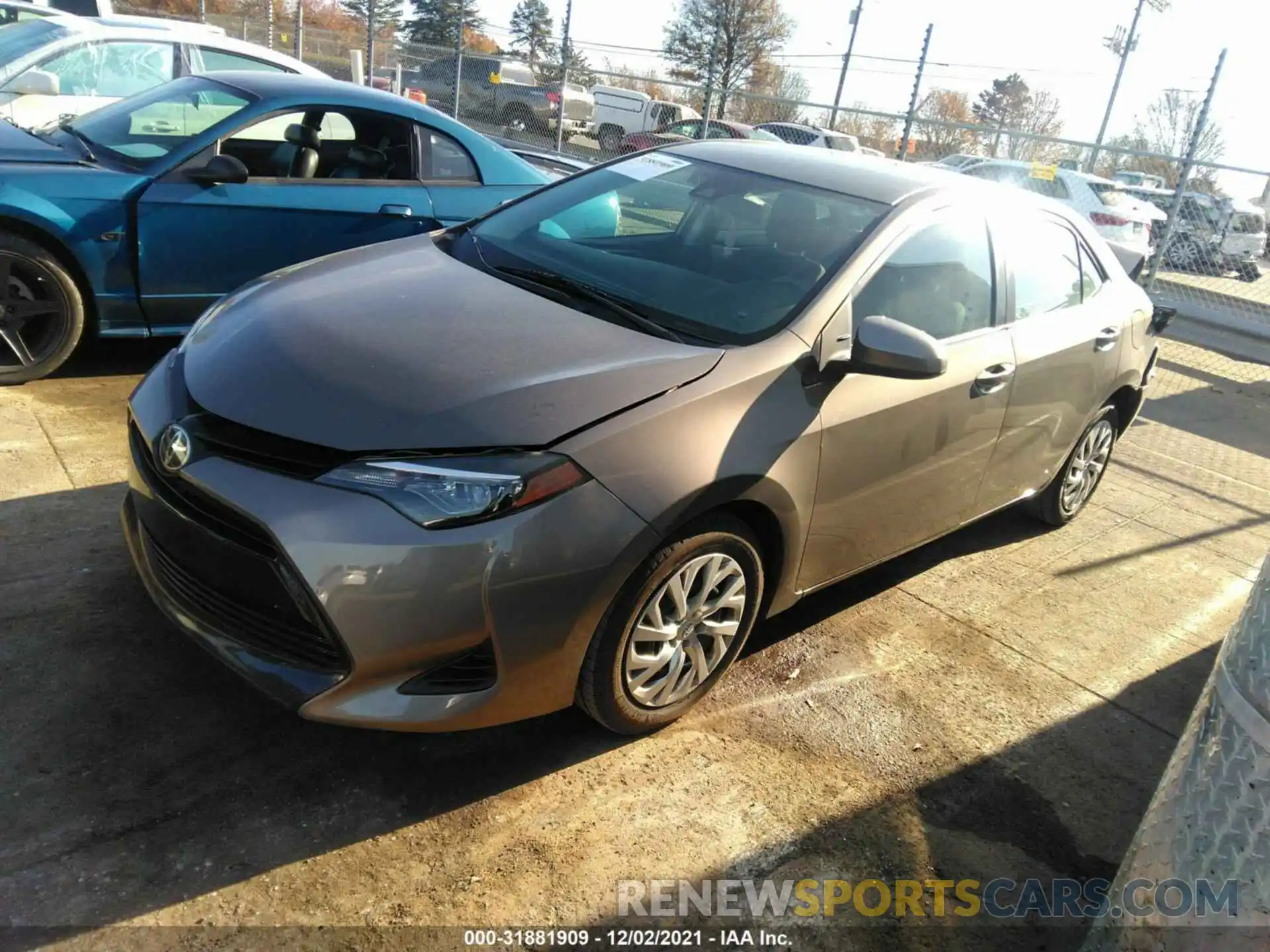 2 Photograph of a damaged car 2T1BURHE6KC214257 TOYOTA COROLLA 2019