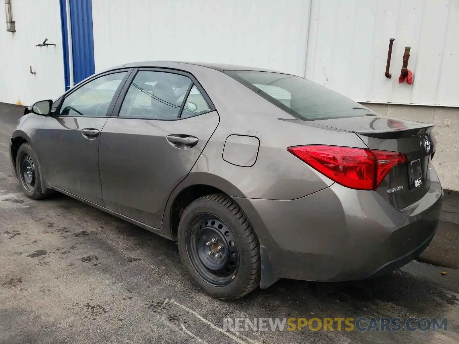 3 Photograph of a damaged car 2T1BURHE6KC214355 TOYOTA COROLLA 2019