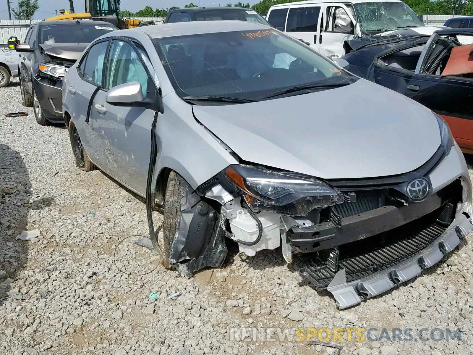 1 Photograph of a damaged car 2T1BURHE6KC214405 TOYOTA COROLLA 2019