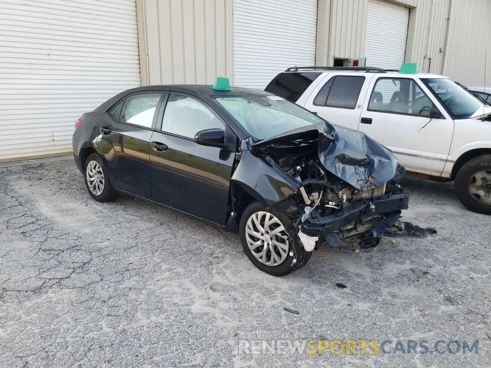 1 Photograph of a damaged car 2T1BURHE6KC214646 TOYOTA COROLLA 2019