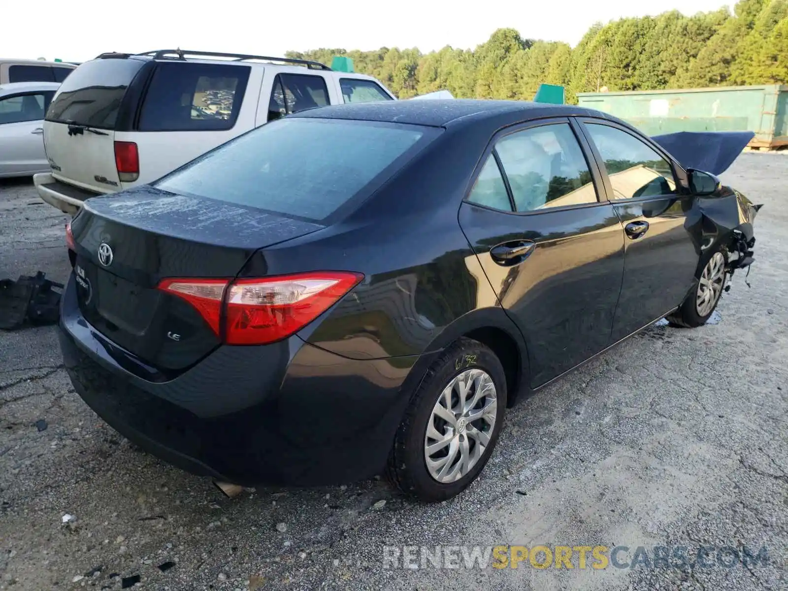 4 Photograph of a damaged car 2T1BURHE6KC214646 TOYOTA COROLLA 2019