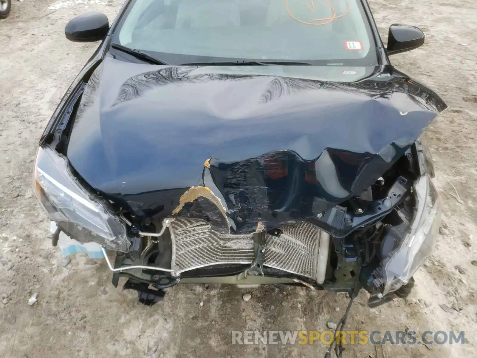 7 Photograph of a damaged car 2T1BURHE6KC215330 TOYOTA COROLLA 2019