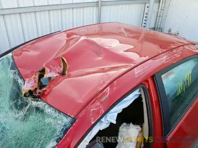 9 Photograph of a damaged car 2T1BURHE6KC216011 TOYOTA COROLLA 2019