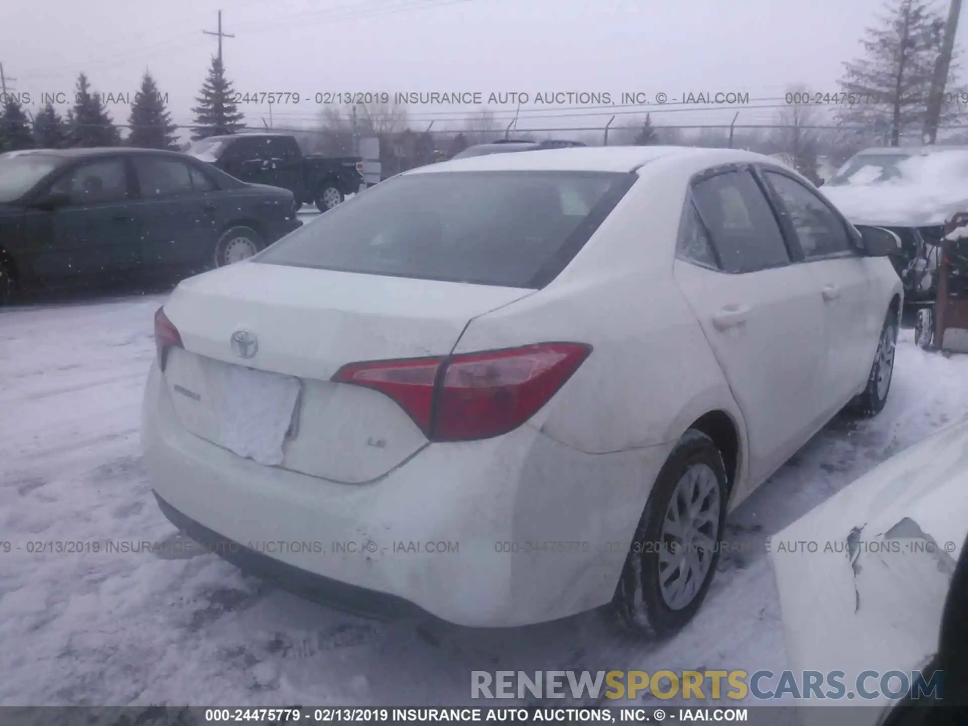 4 Photograph of a damaged car 2T1BURHE6KC216154 TOYOTA COROLLA 2019