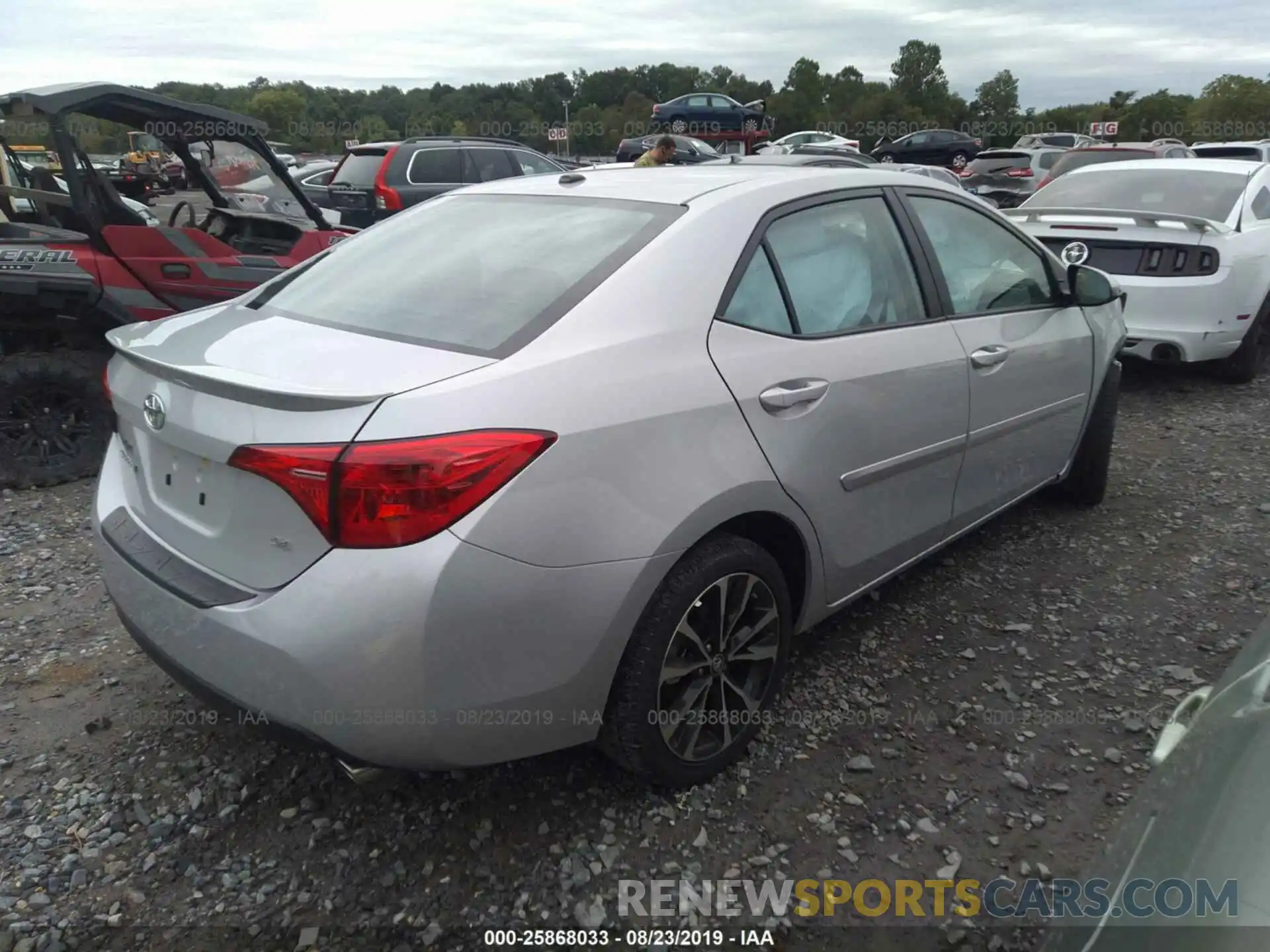 4 Photograph of a damaged car 2T1BURHE6KC216378 TOYOTA COROLLA 2019