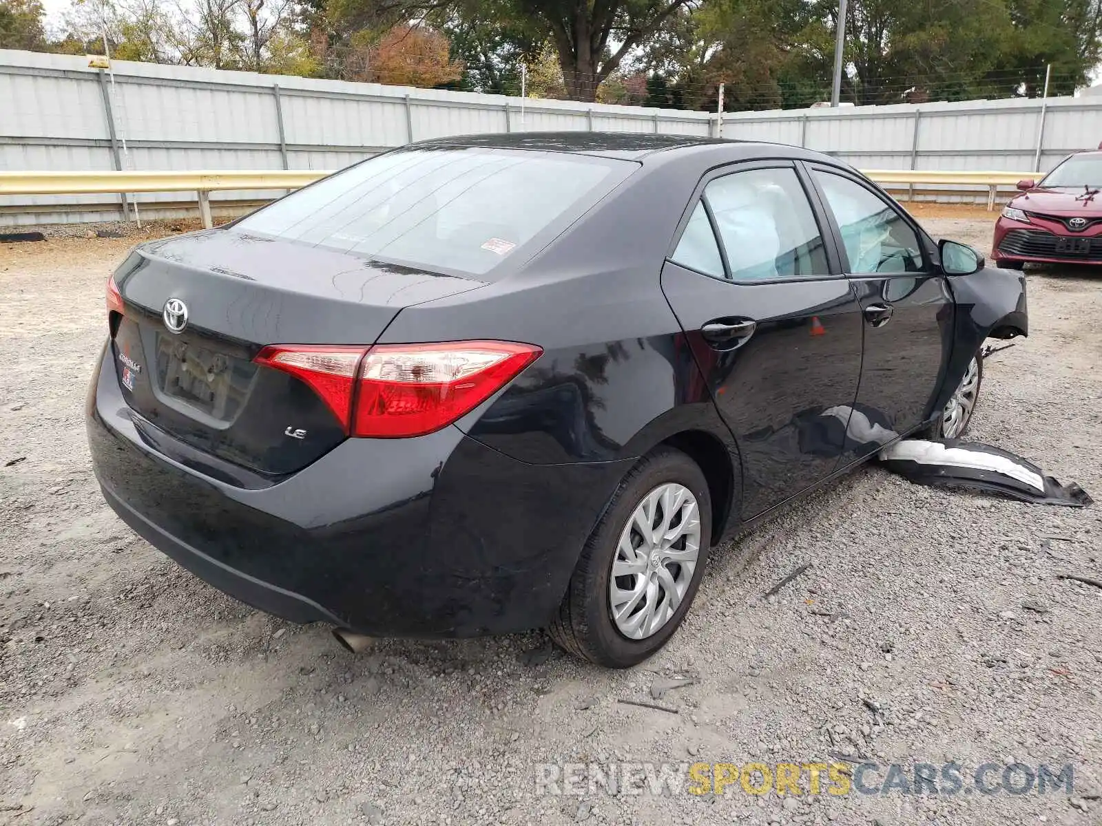 4 Photograph of a damaged car 2T1BURHE6KC217336 TOYOTA COROLLA 2019