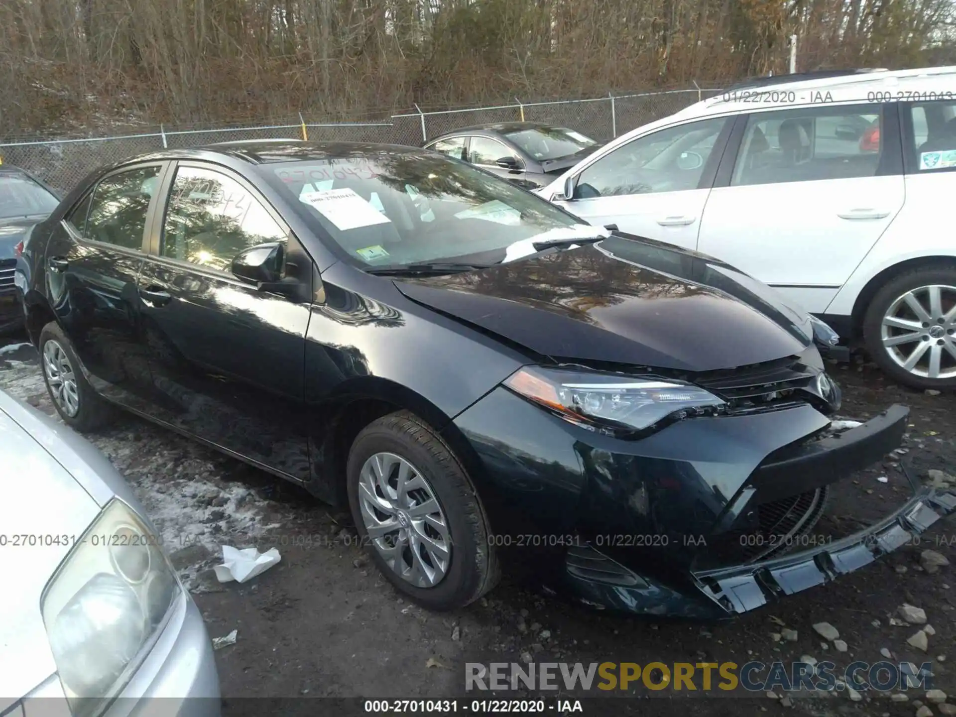 1 Photograph of a damaged car 2T1BURHE6KC217529 TOYOTA COROLLA 2019