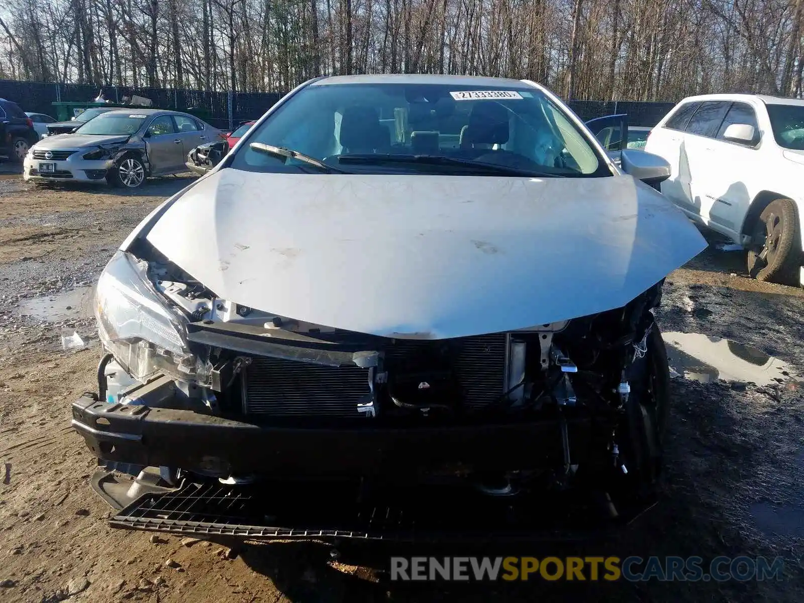 9 Photograph of a damaged car 2T1BURHE6KC217563 TOYOTA COROLLA 2019