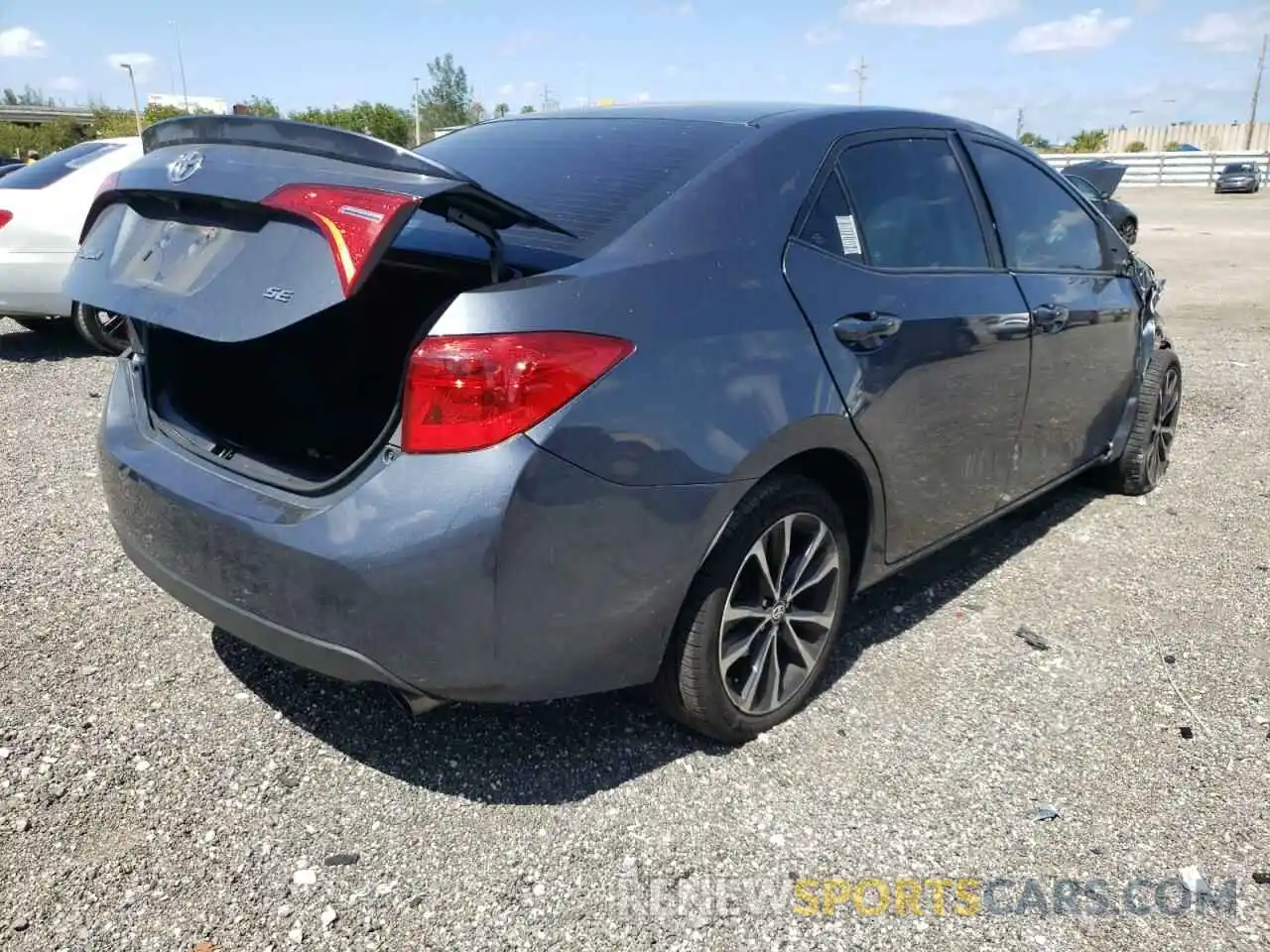 4 Photograph of a damaged car 2T1BURHE6KC217756 TOYOTA COROLLA 2019