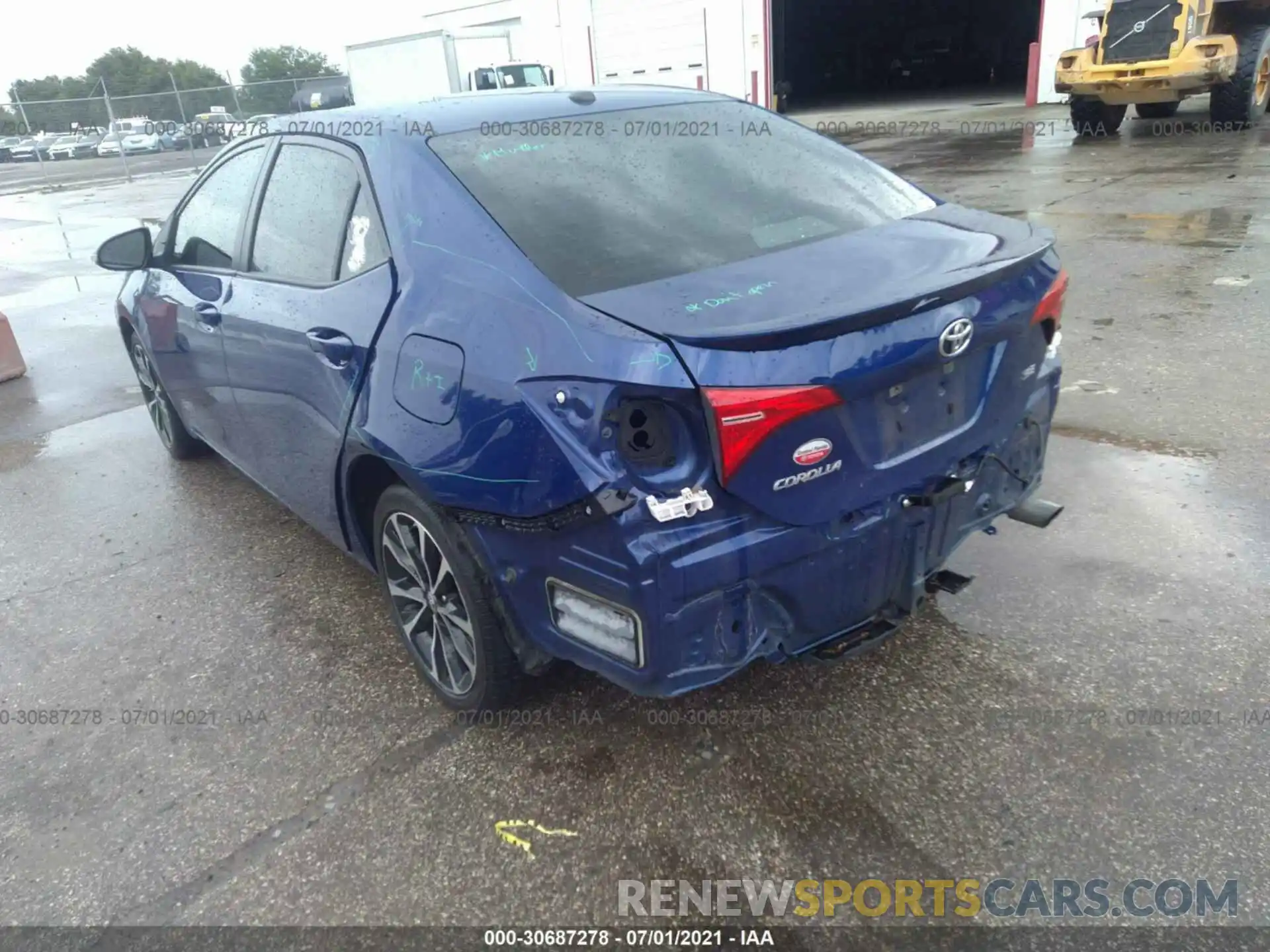 3 Photograph of a damaged car 2T1BURHE6KC217790 TOYOTA COROLLA 2019