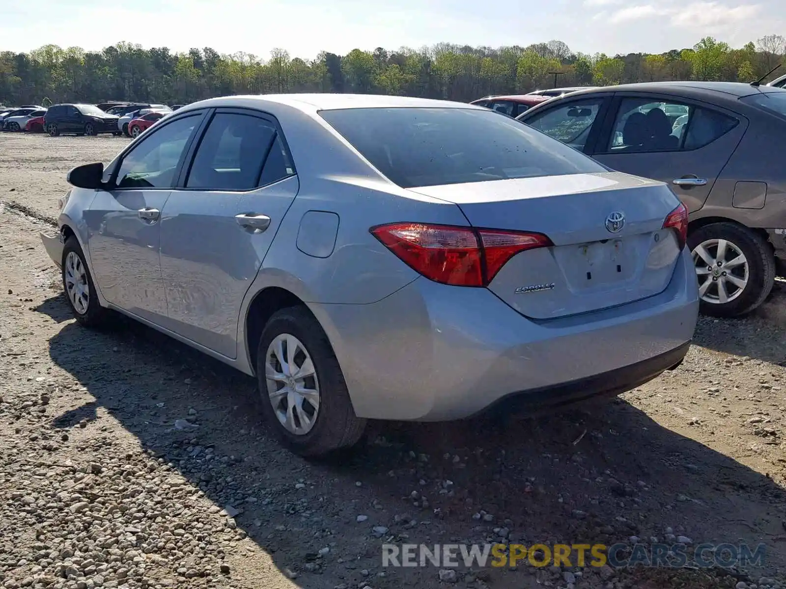 3 Photograph of a damaged car 2T1BURHE6KC218664 TOYOTA COROLLA 2019