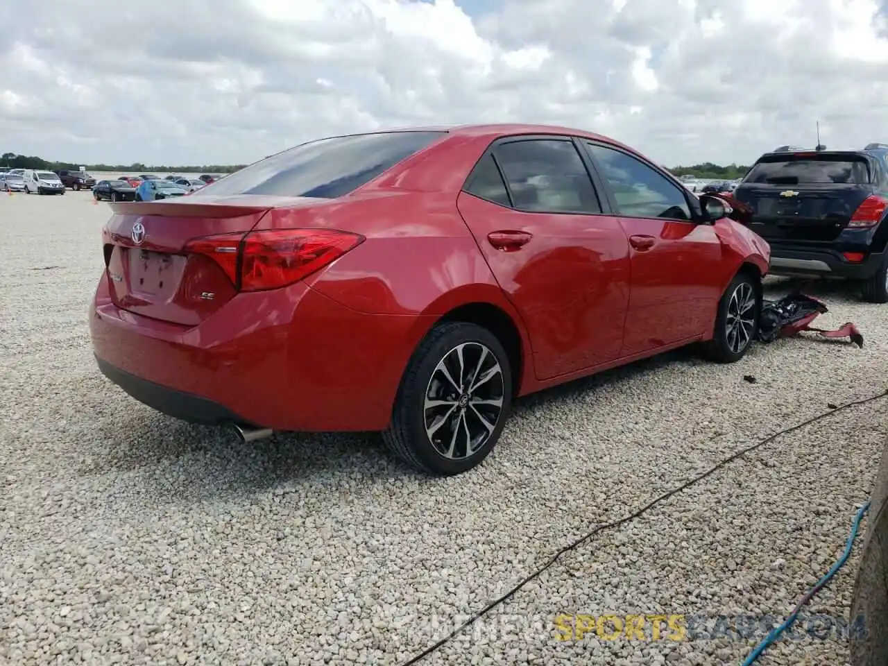 4 Photograph of a damaged car 2T1BURHE6KC219006 TOYOTA COROLLA 2019