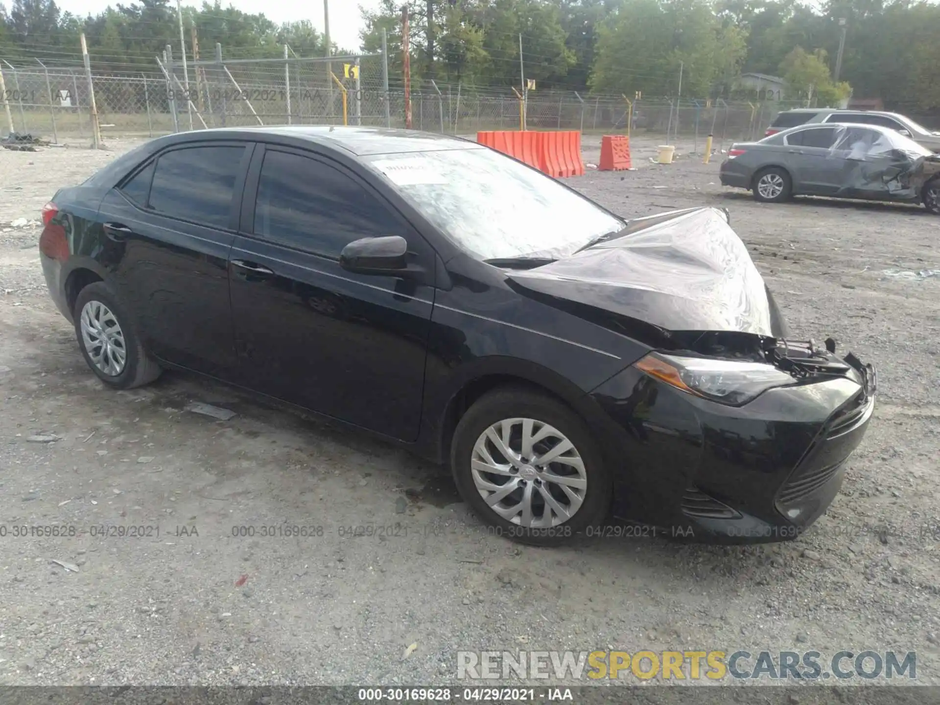 1 Photograph of a damaged car 2T1BURHE6KC219958 TOYOTA COROLLA 2019