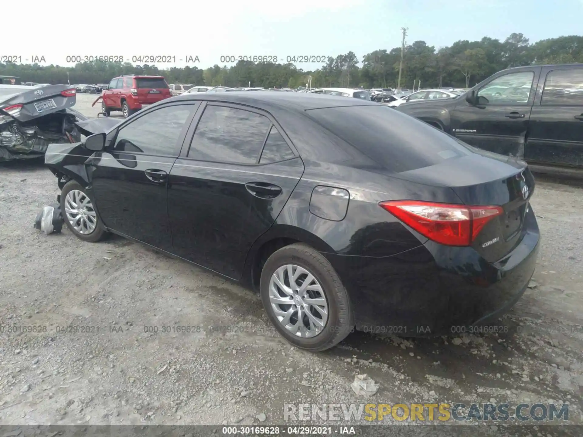 3 Photograph of a damaged car 2T1BURHE6KC219958 TOYOTA COROLLA 2019