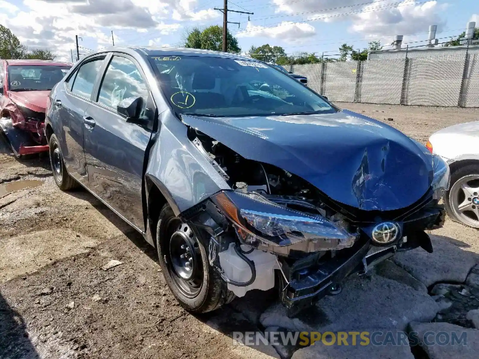 1 Фотография поврежденного автомобиля 2T1BURHE6KC220348 TOYOTA COROLLA 2019