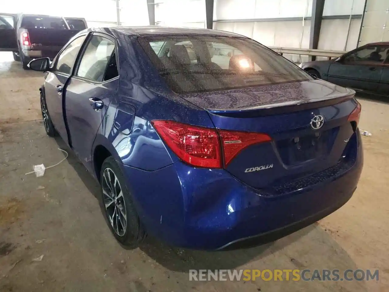 3 Photograph of a damaged car 2T1BURHE6KC221435 TOYOTA COROLLA 2019