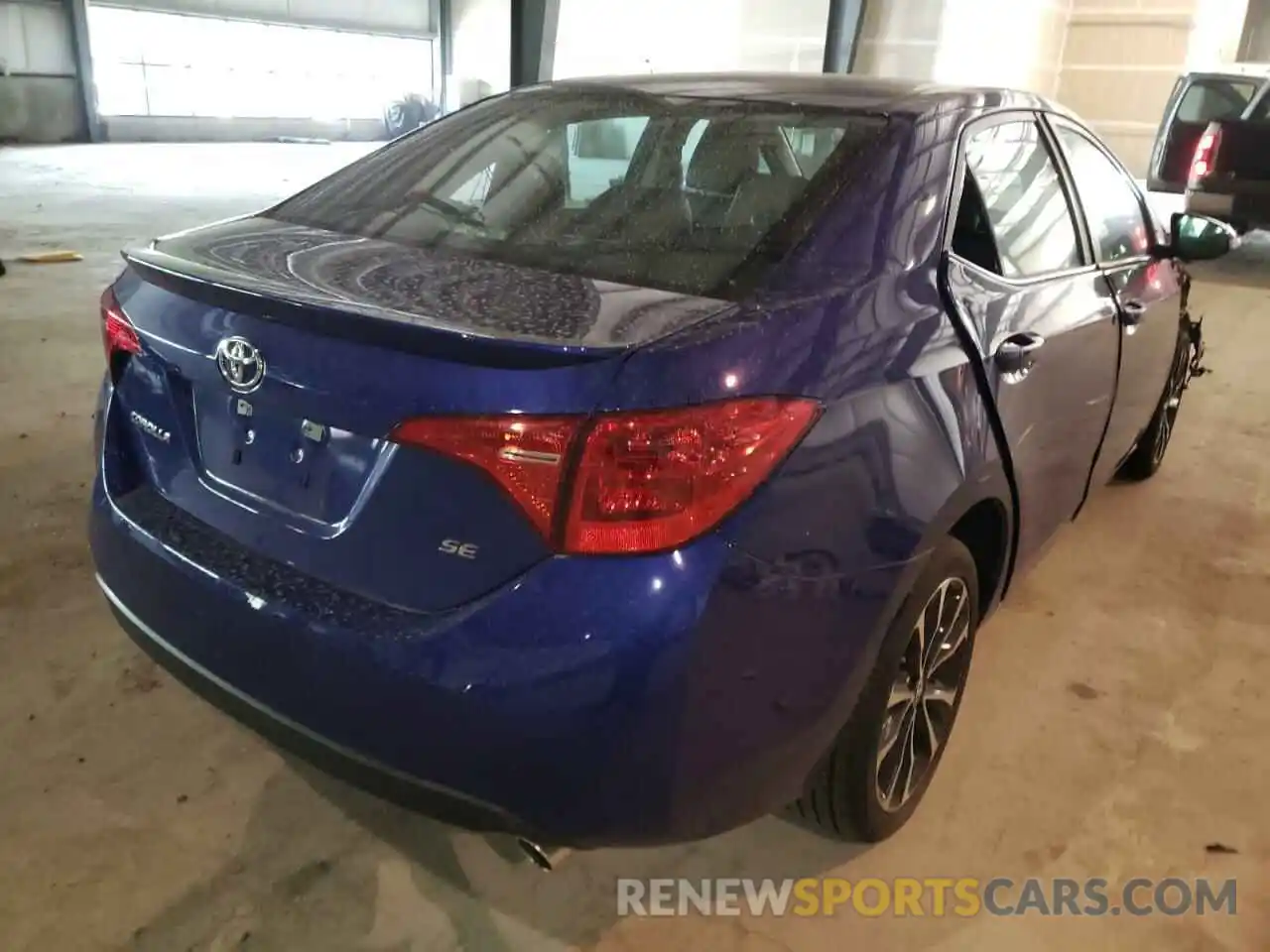 4 Photograph of a damaged car 2T1BURHE6KC221435 TOYOTA COROLLA 2019