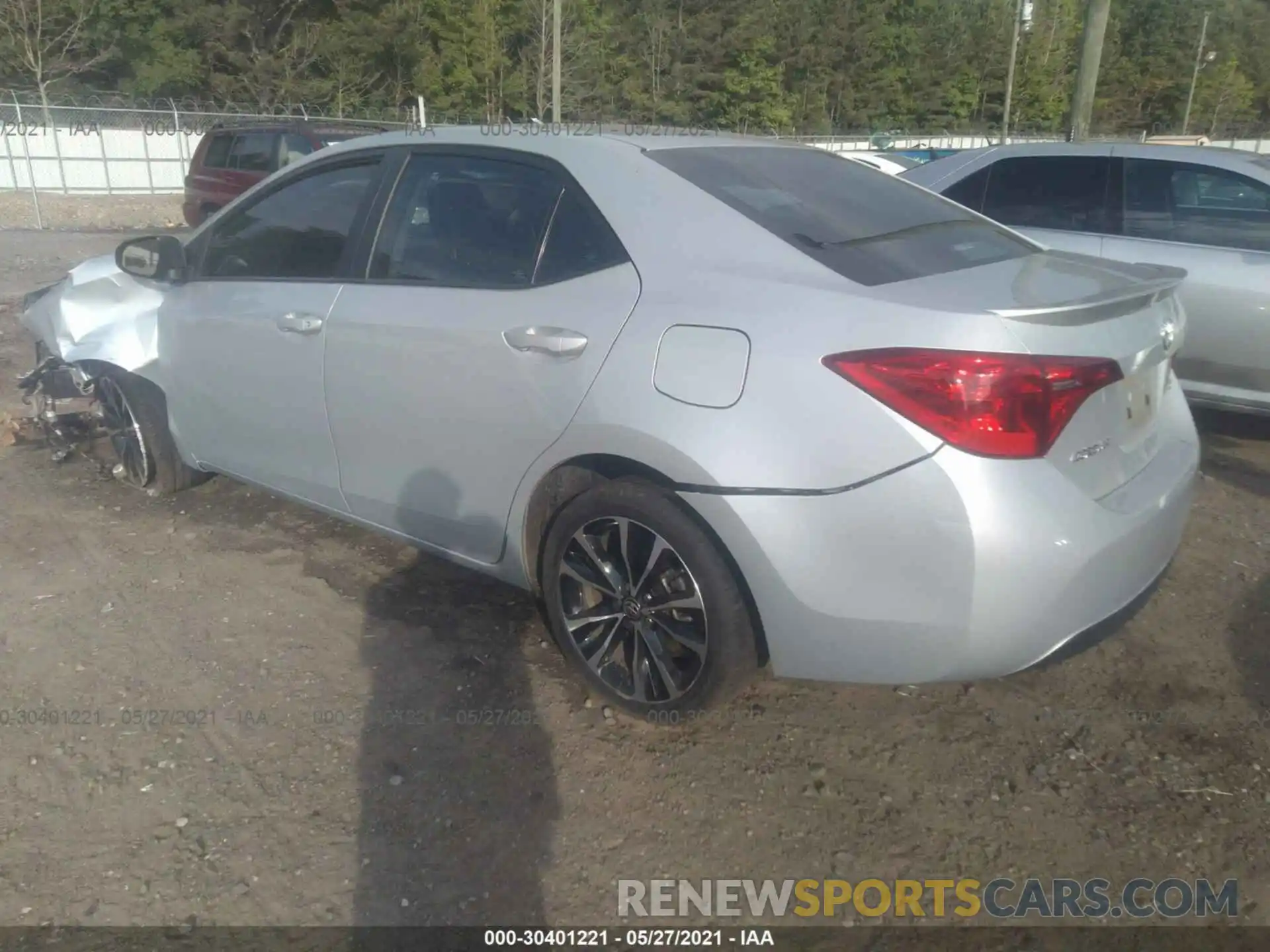 3 Photograph of a damaged car 2T1BURHE6KC222133 TOYOTA COROLLA 2019