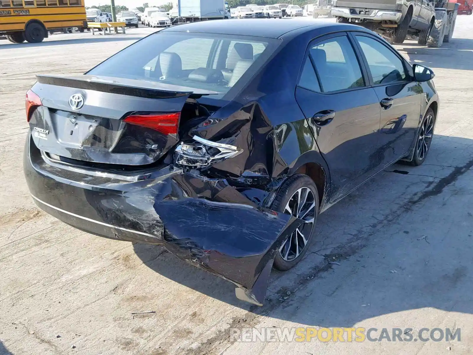 4 Photograph of a damaged car 2T1BURHE6KC222908 TOYOTA COROLLA 2019