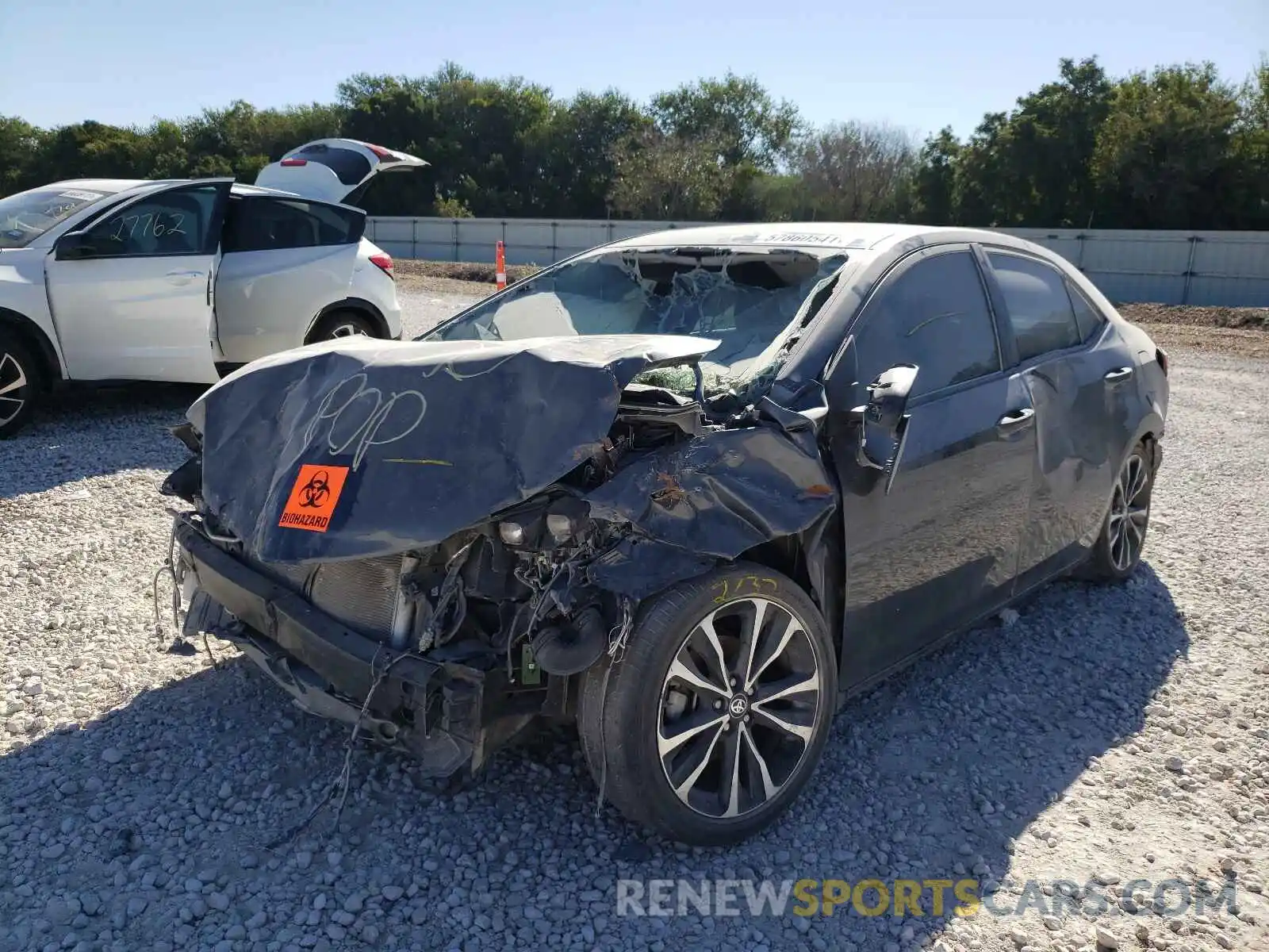 2 Photograph of a damaged car 2T1BURHE6KC223086 TOYOTA COROLLA 2019