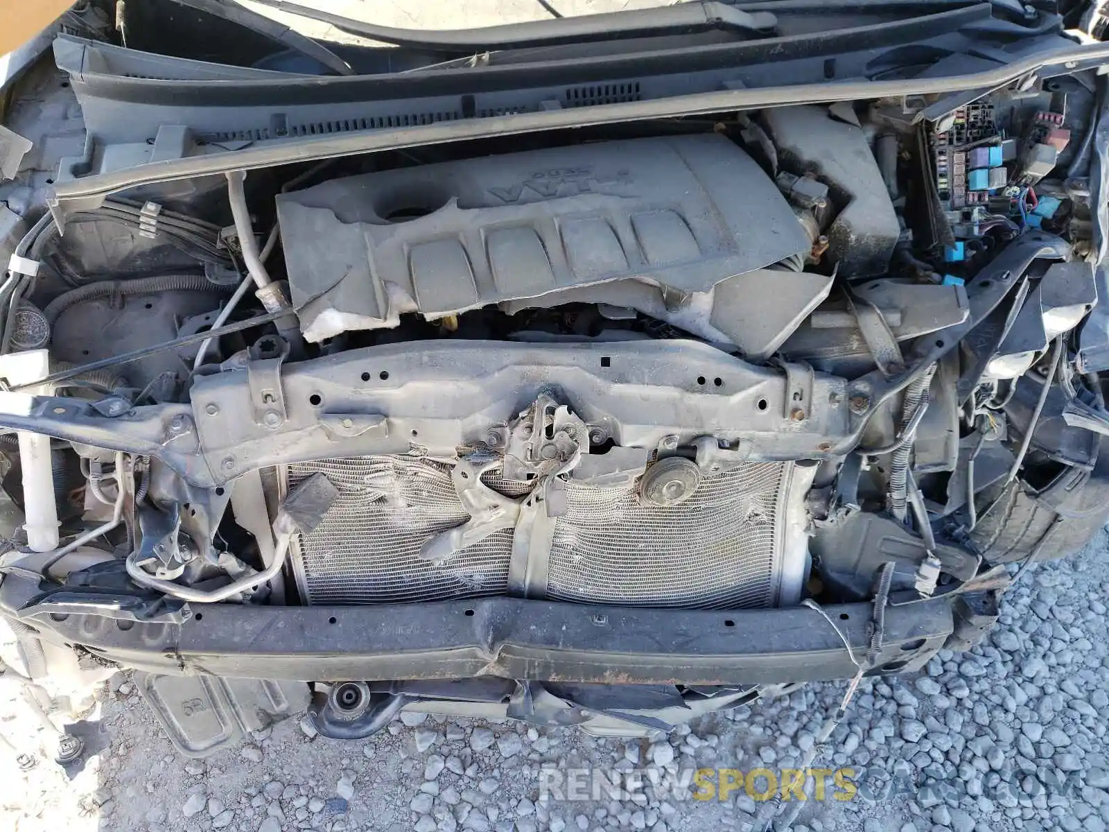 7 Photograph of a damaged car 2T1BURHE6KC223086 TOYOTA COROLLA 2019