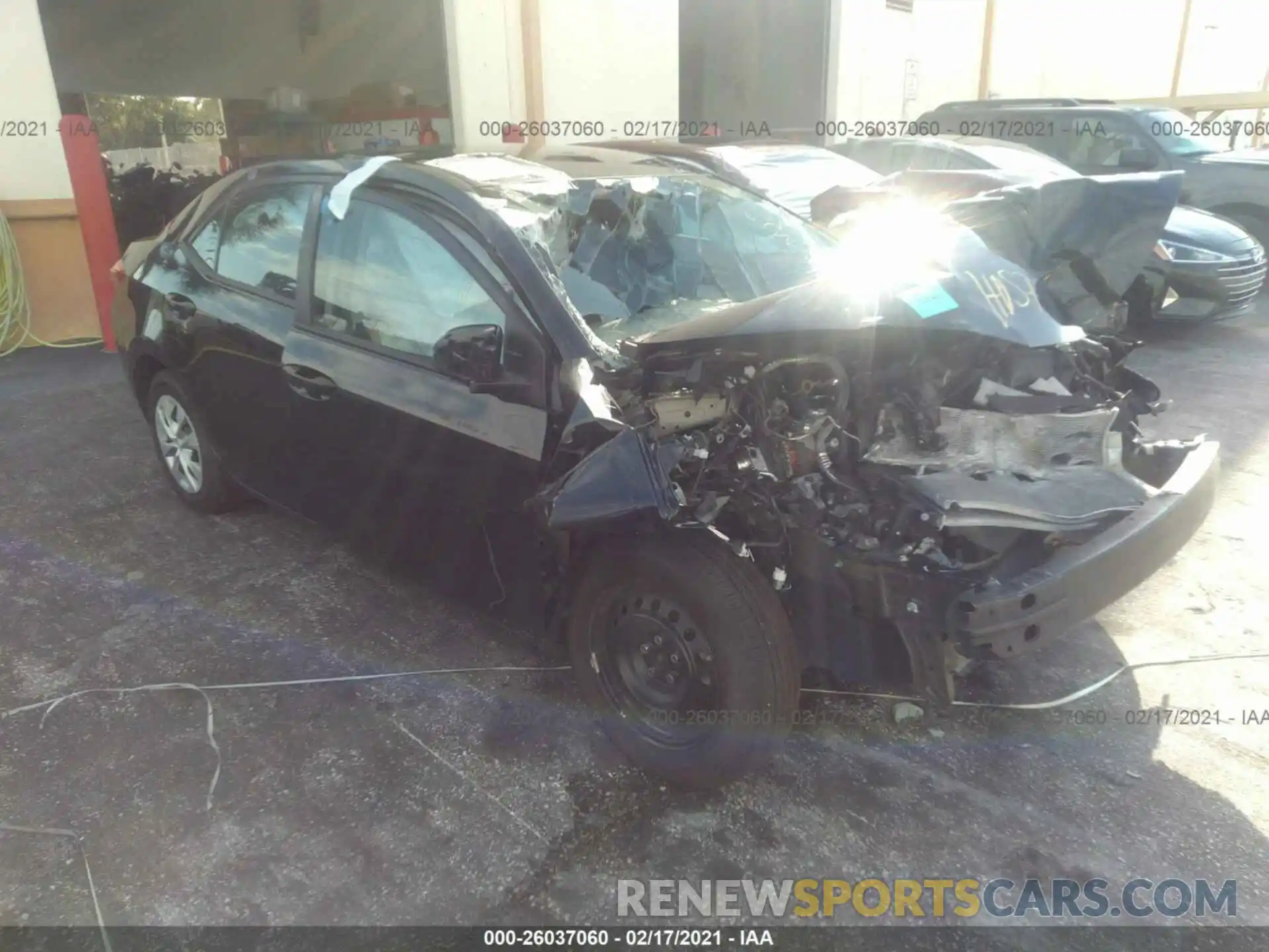 1 Photograph of a damaged car 2T1BURHE6KC223735 TOYOTA COROLLA 2019