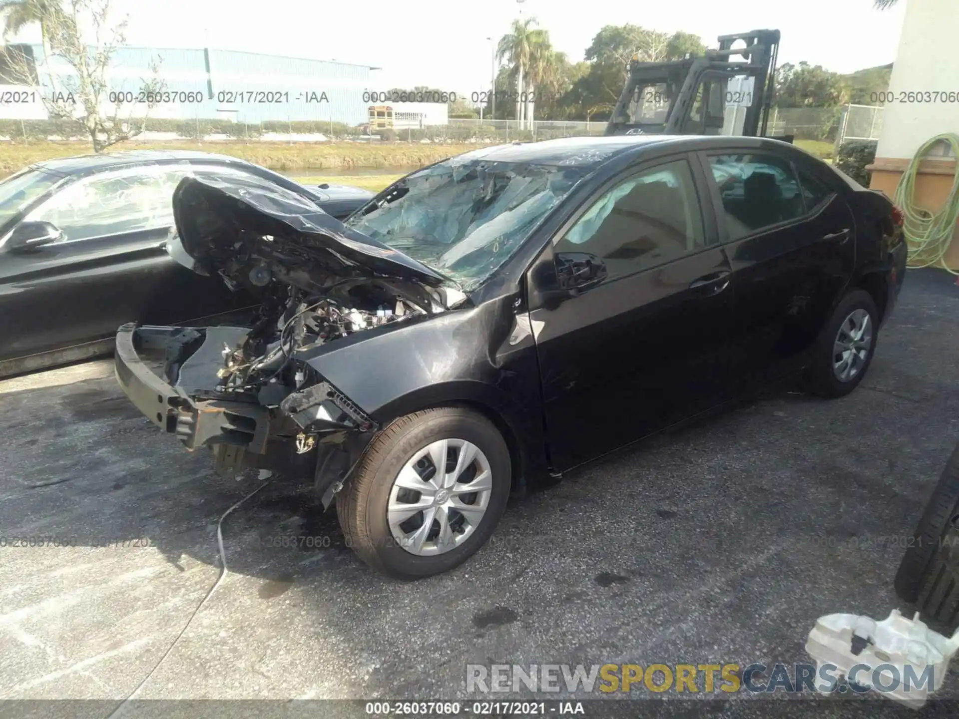 2 Photograph of a damaged car 2T1BURHE6KC223735 TOYOTA COROLLA 2019