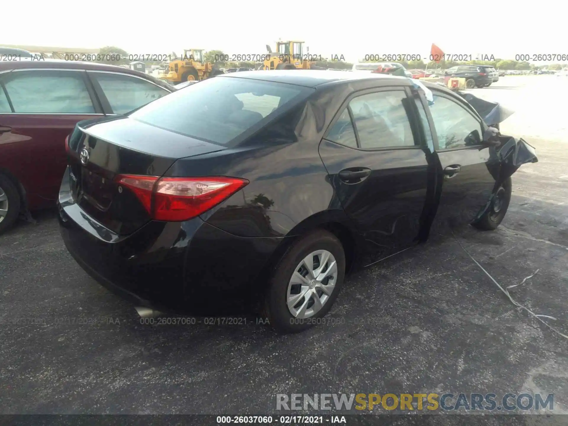 4 Photograph of a damaged car 2T1BURHE6KC223735 TOYOTA COROLLA 2019