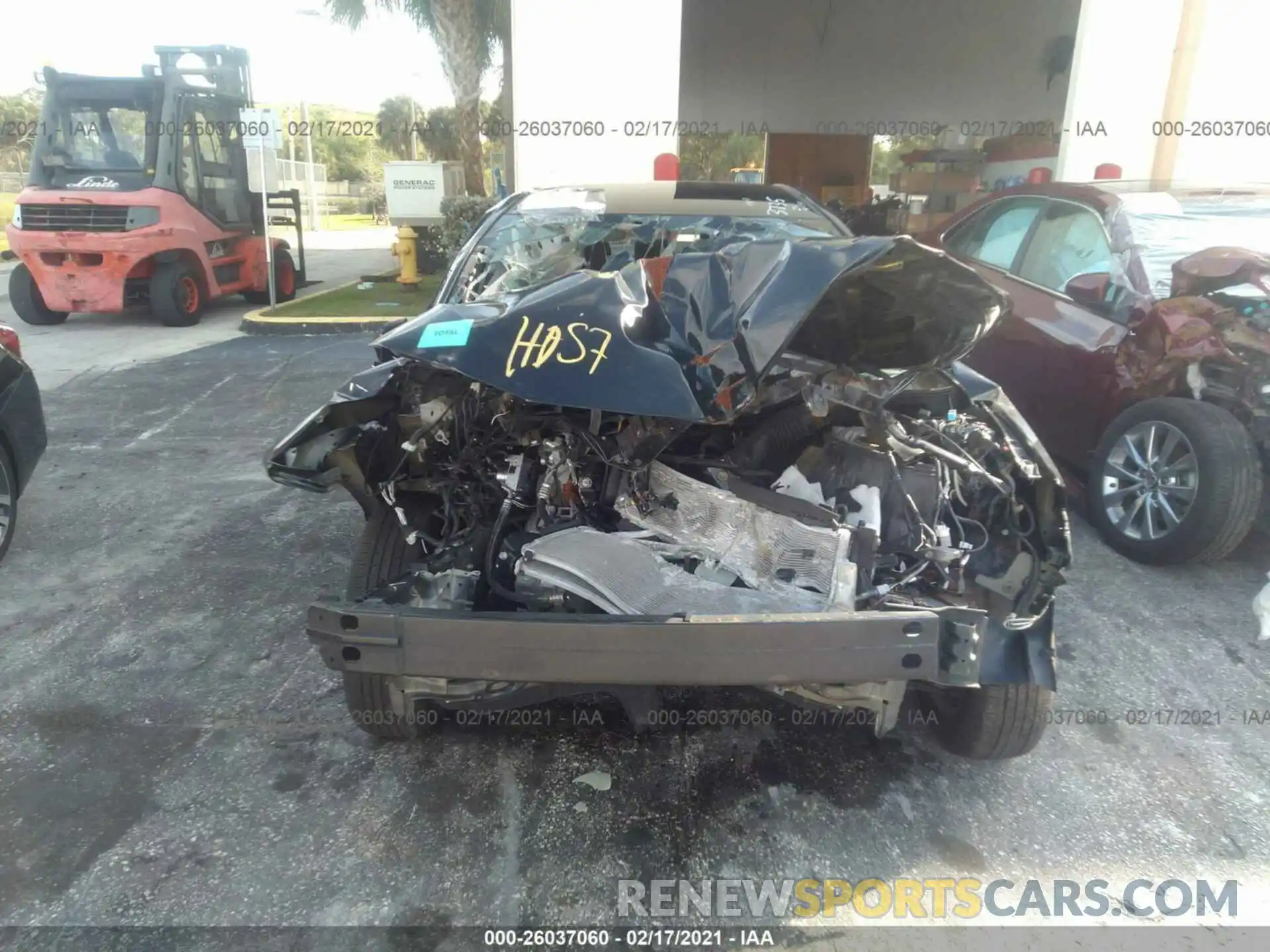 6 Photograph of a damaged car 2T1BURHE6KC223735 TOYOTA COROLLA 2019