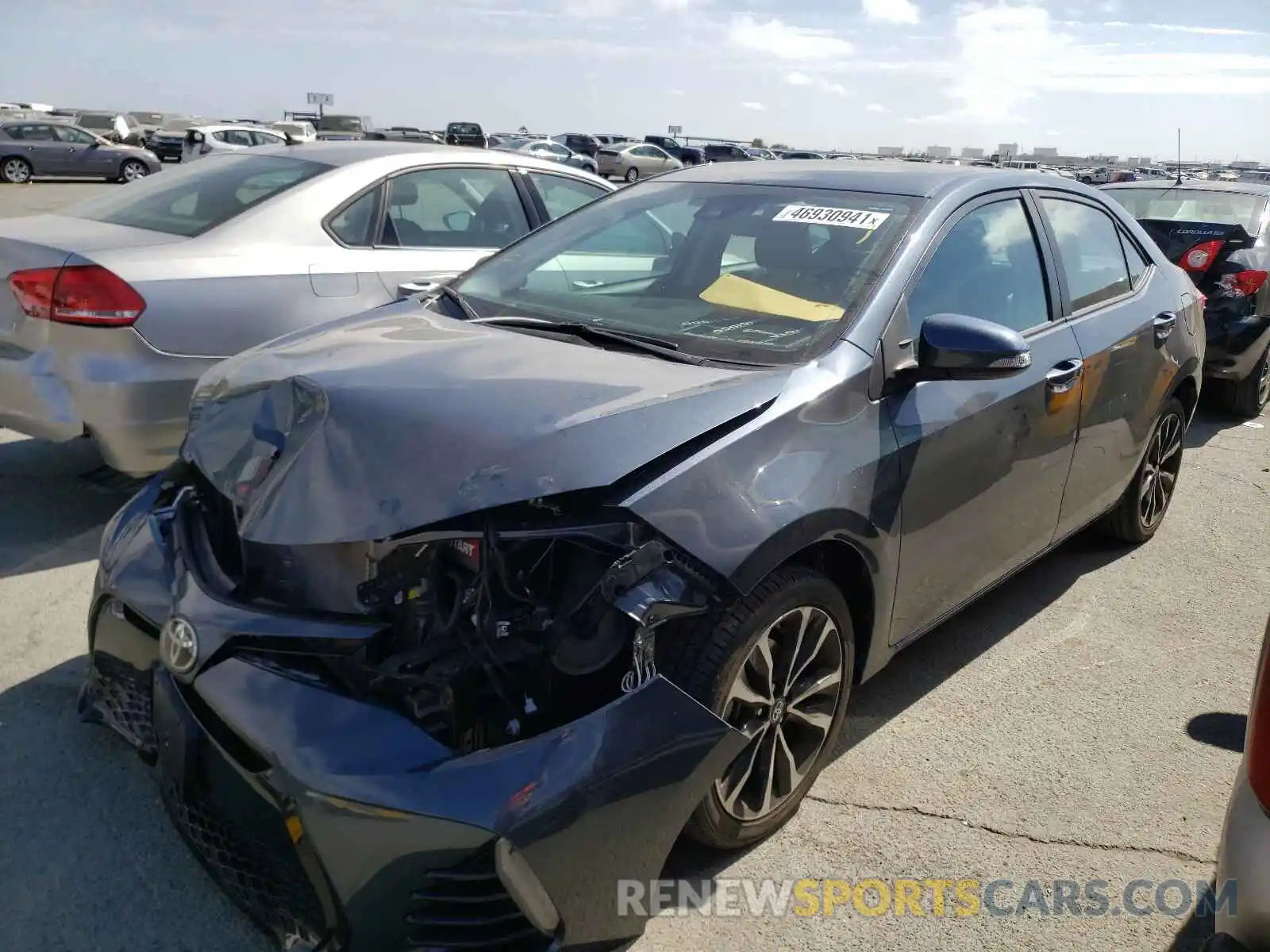 2 Photograph of a damaged car 2T1BURHE6KC223895 TOYOTA COROLLA 2019