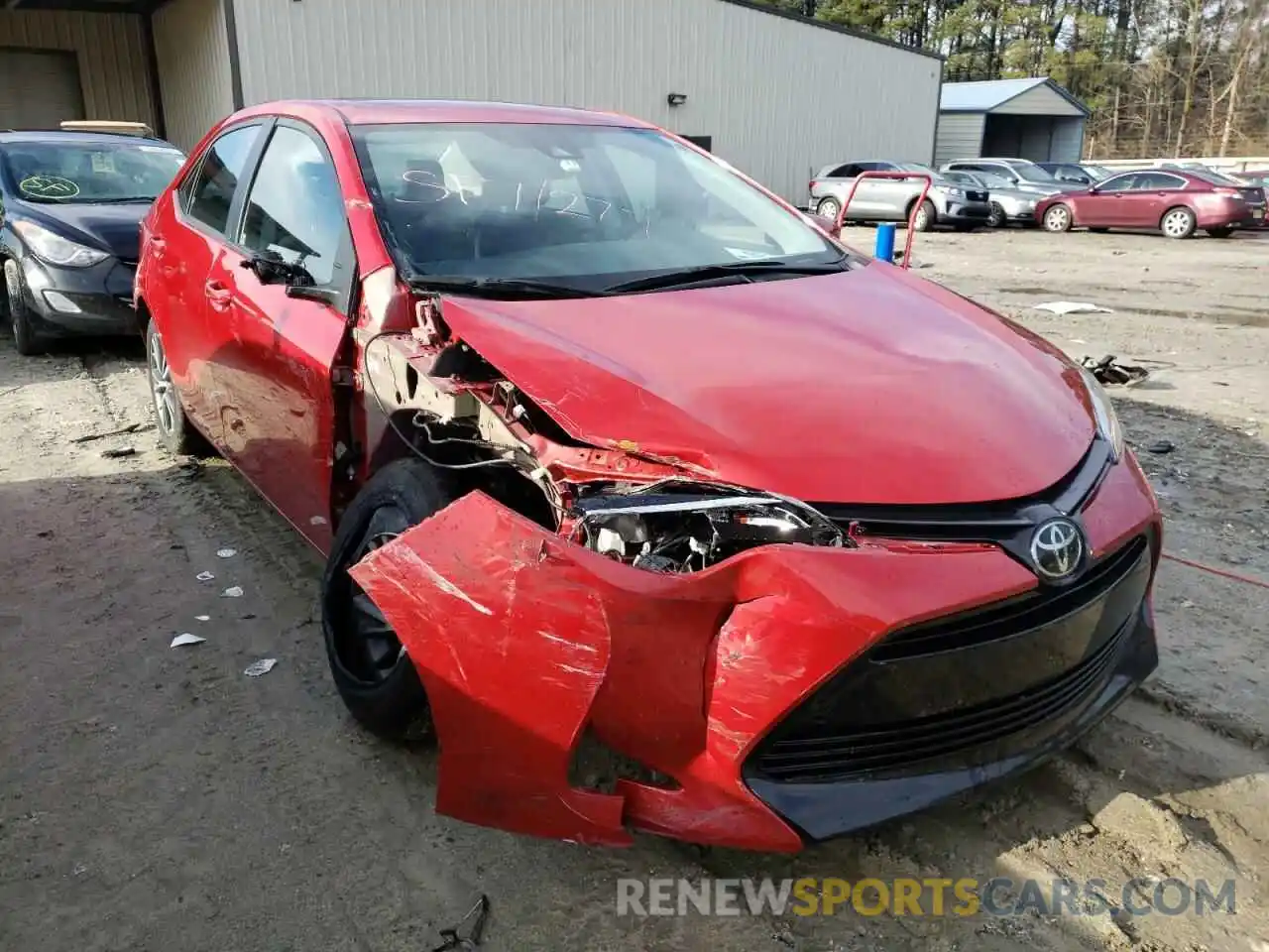 1 Photograph of a damaged car 2T1BURHE6KC224089 TOYOTA COROLLA 2019