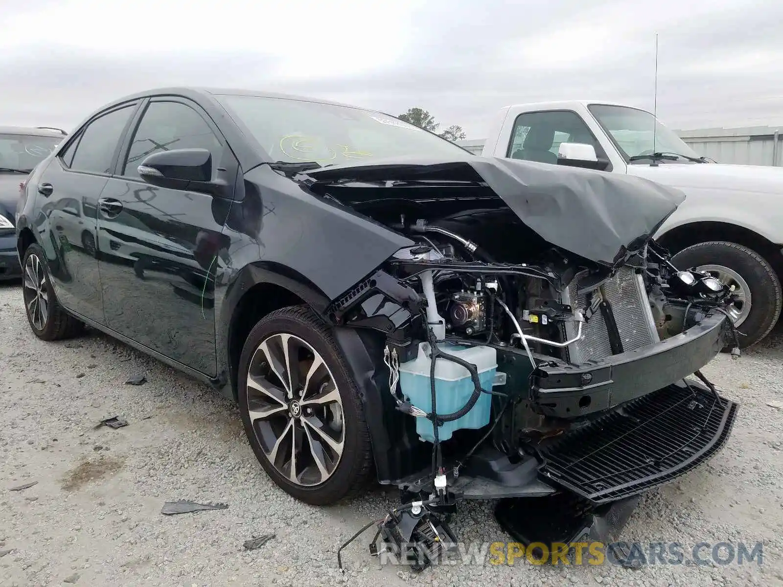 1 Photograph of a damaged car 2T1BURHE6KC224092 TOYOTA COROLLA 2019