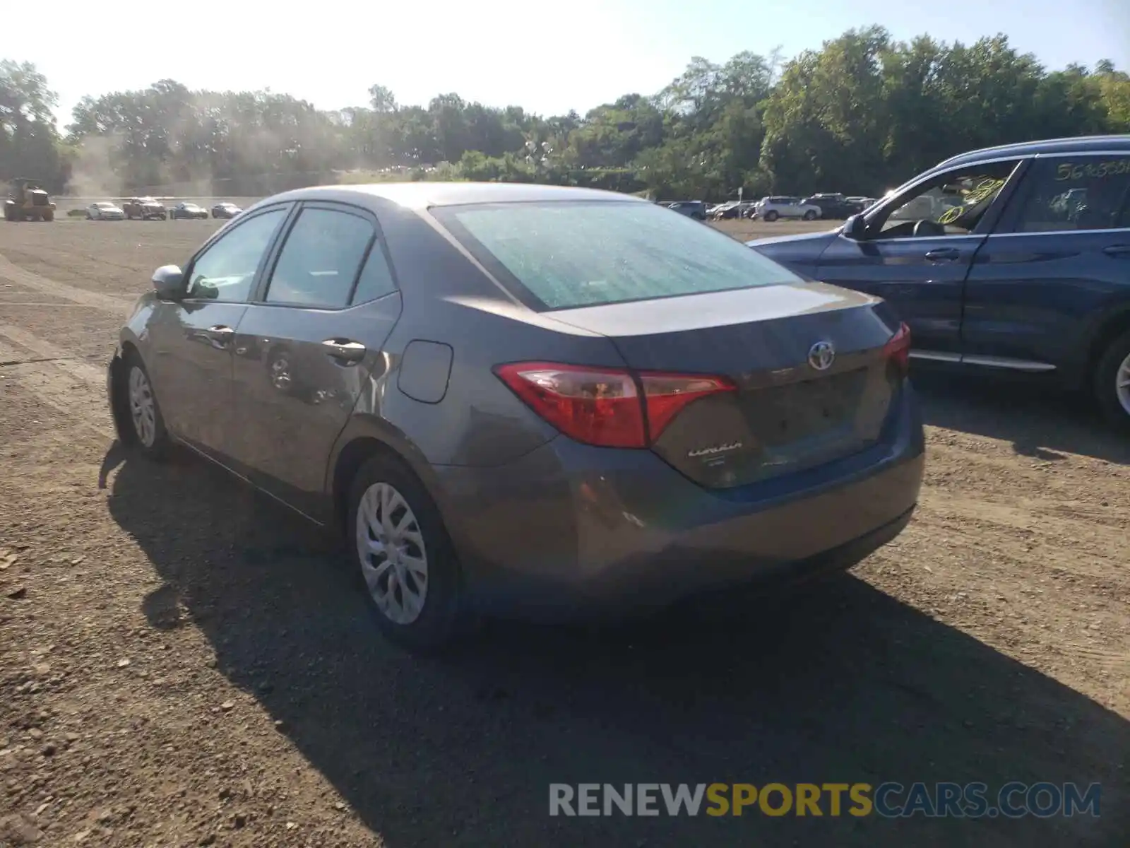 3 Photograph of a damaged car 2T1BURHE6KC224688 TOYOTA COROLLA 2019