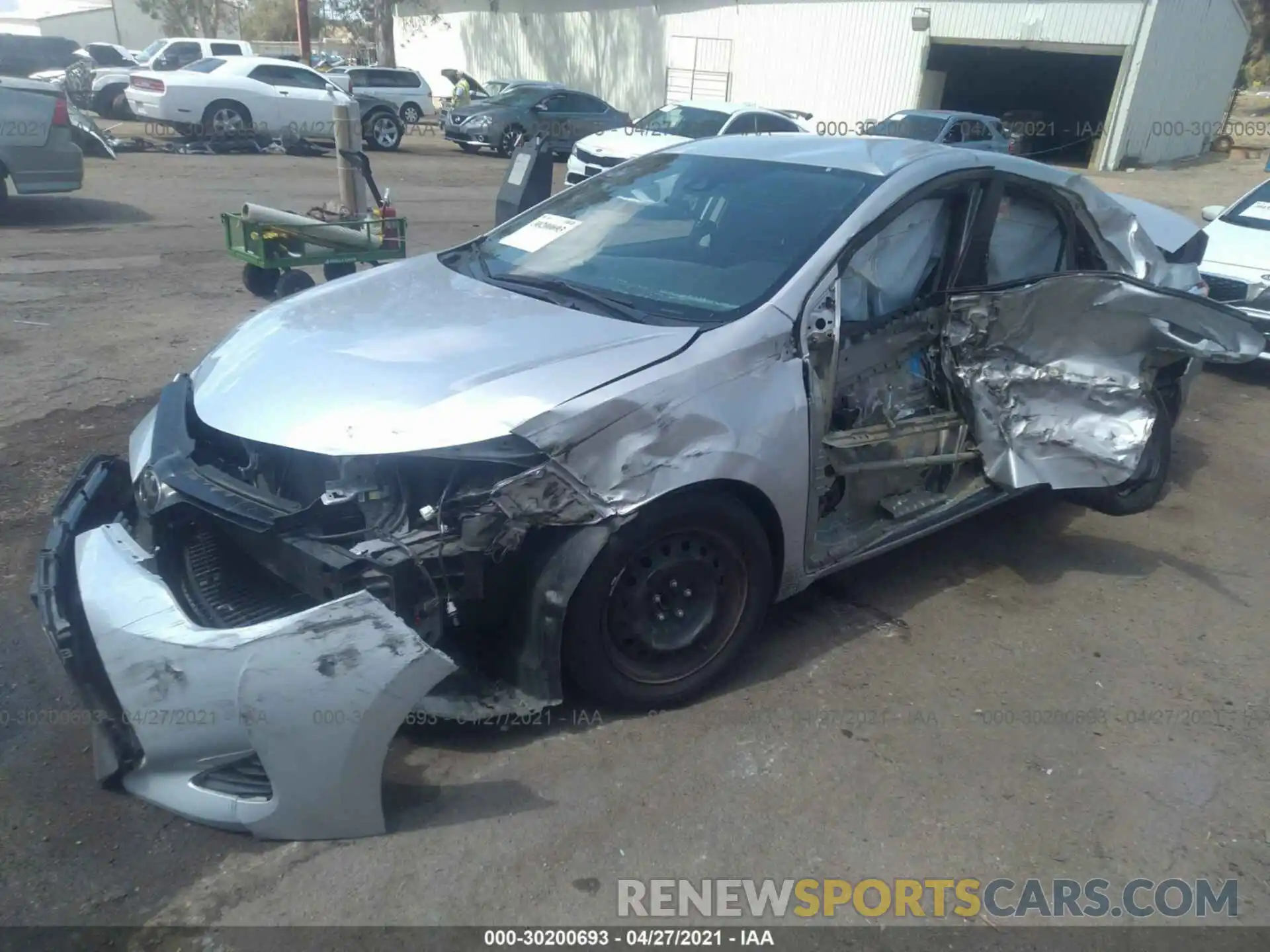 2 Photograph of a damaged car 2T1BURHE6KC225274 TOYOTA COROLLA 2019