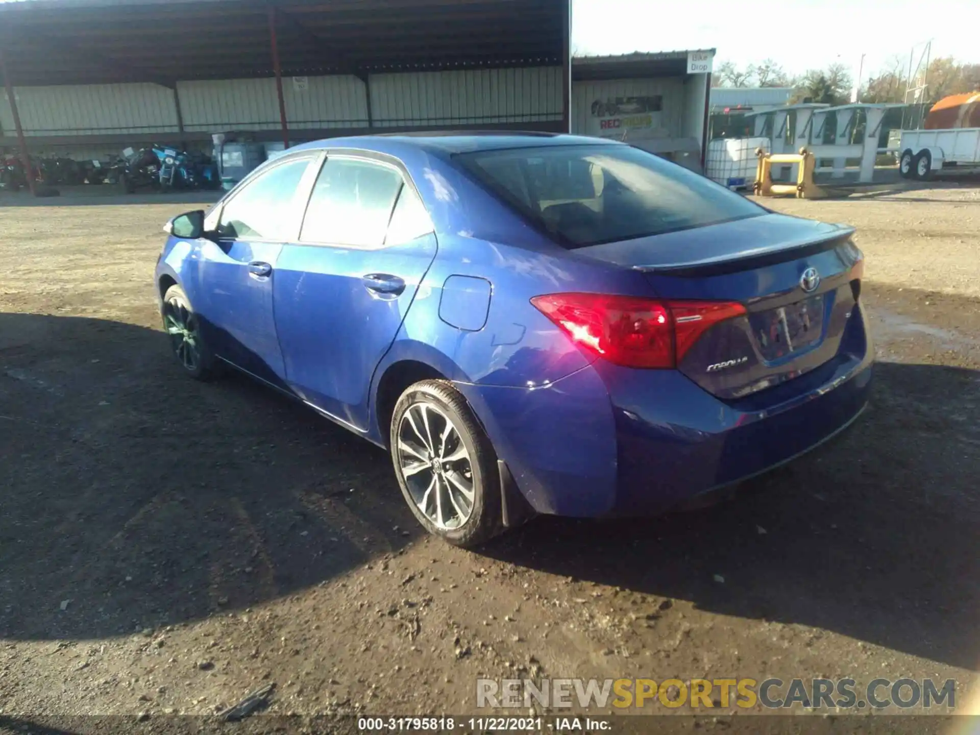 3 Photograph of a damaged car 2T1BURHE6KC226117 TOYOTA COROLLA 2019